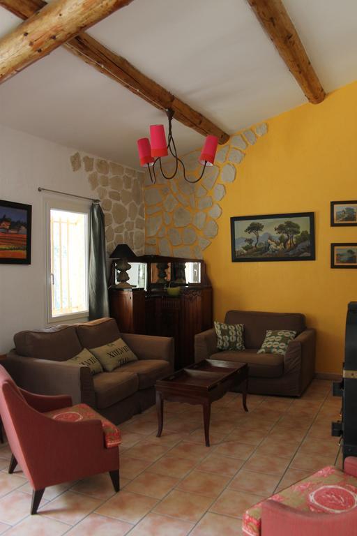 A L'Est D'Uzes Villa Saint-Siffret Екстериор снимка